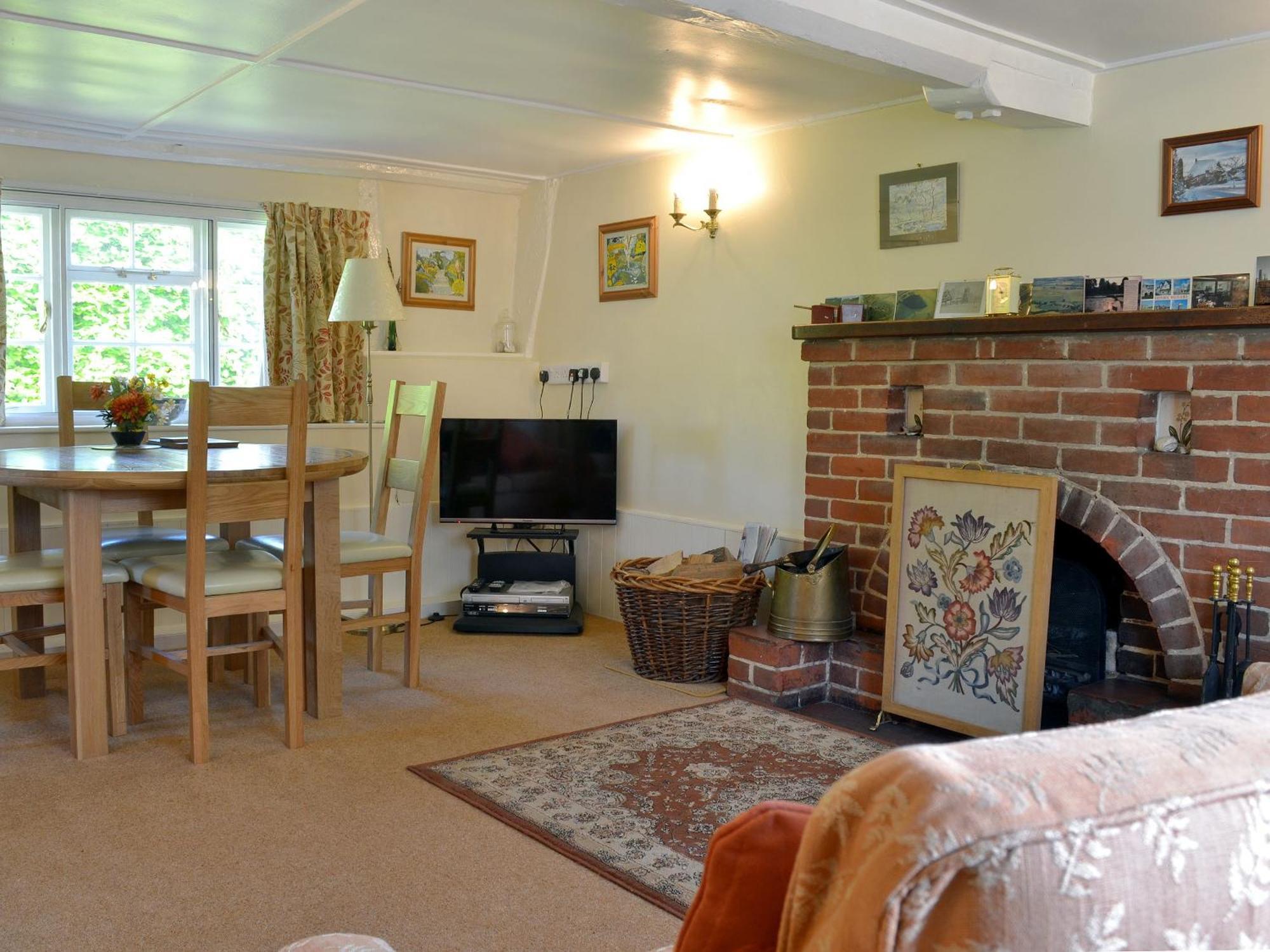 October Cottage Collingbourne Kingston 外观 照片